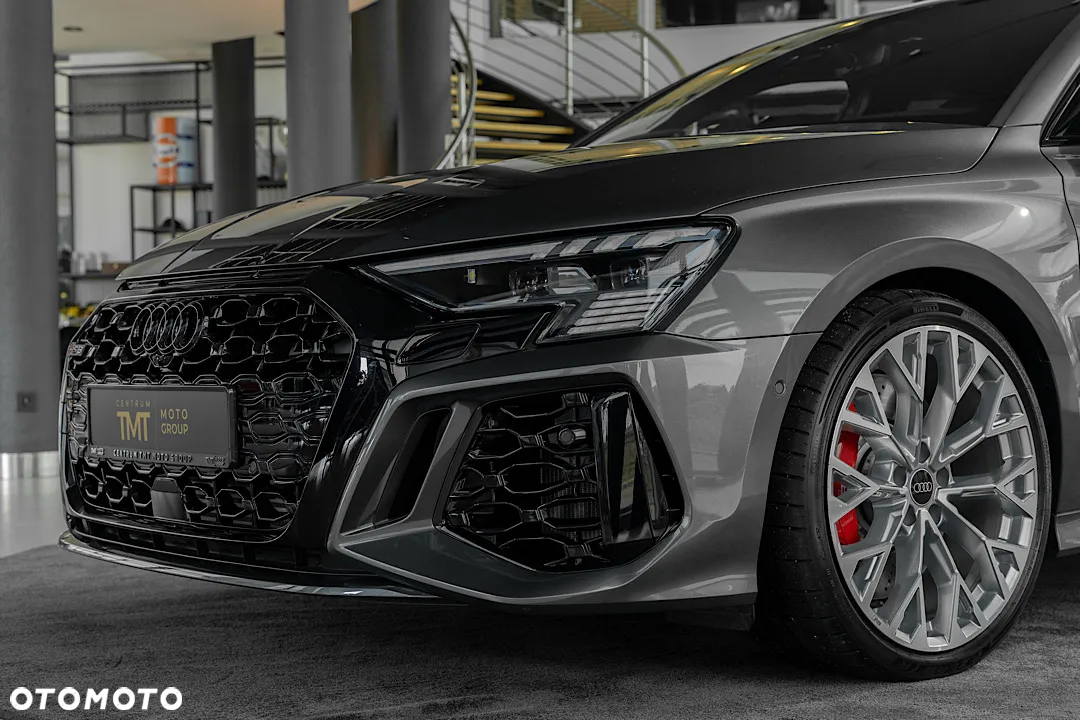 Audi RS3 TFSI Quattro S tronic - 3