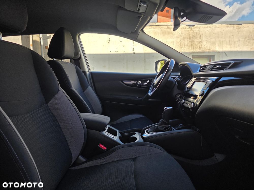 Nissan Qashqai 1.2 DIG-T N-Tec Xtronic EU6 - 27