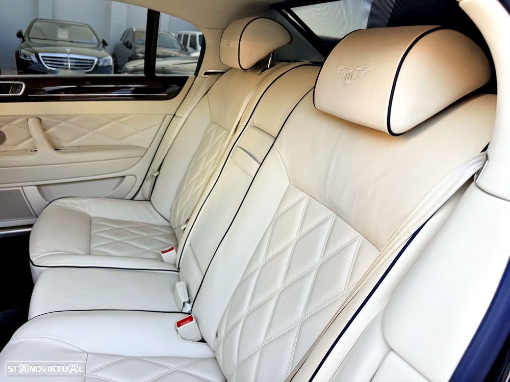Bentley Continental Flying Spur 6.0 W12 - 41