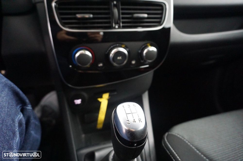 Renault Clio 1.5 dCi Zen - 16