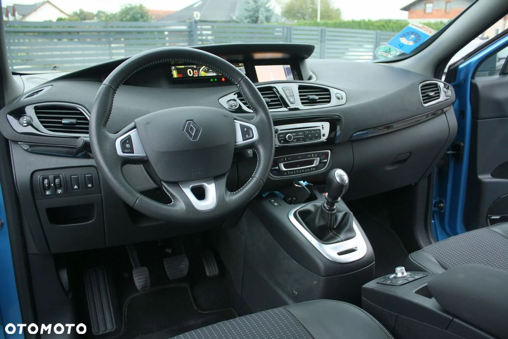 Renault Scenic - 29