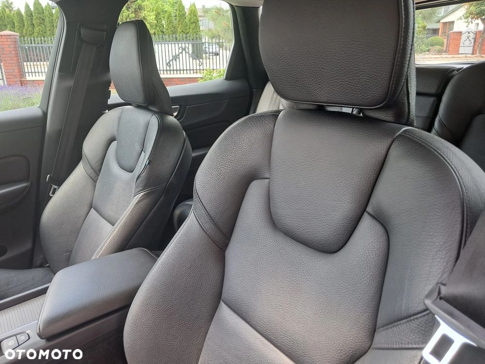 Volvo XC 60 D3 Drive-E Momentum - 12