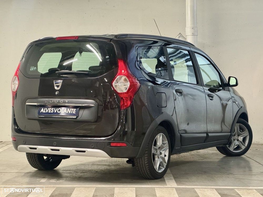 Dacia Lodgy 1.5 Blue dCi Stepway 7L - 41