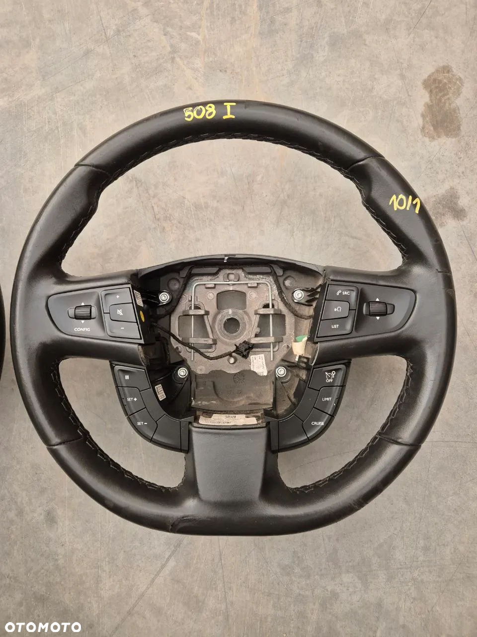 KIEROWNICE KIEROWNICA PEUGEOT - 23
