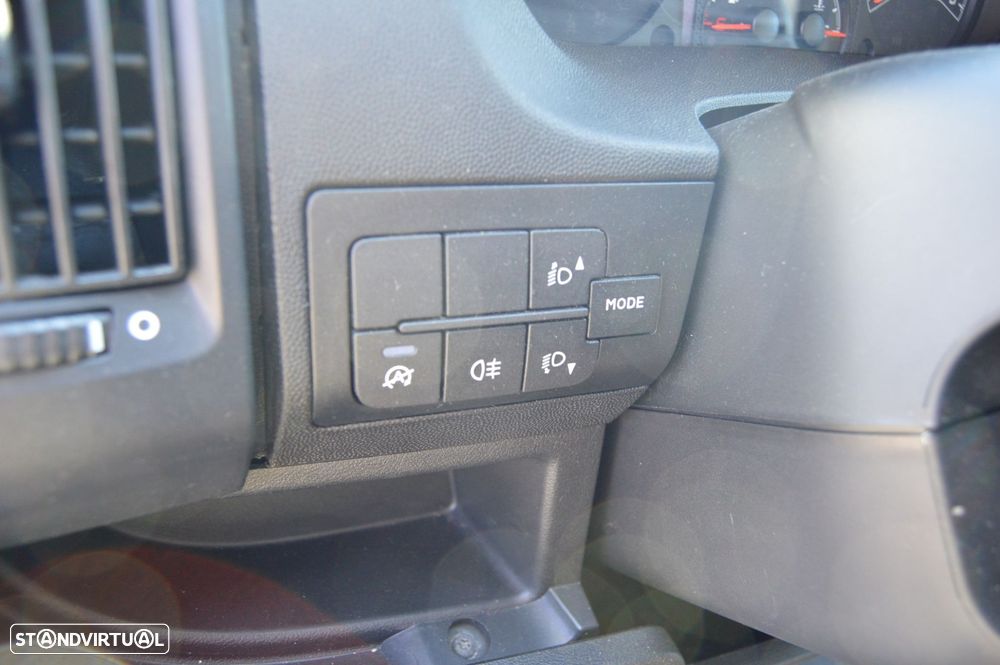 Peugeot Boxer 2.2 BlueHDi 333 L2 CD - 15