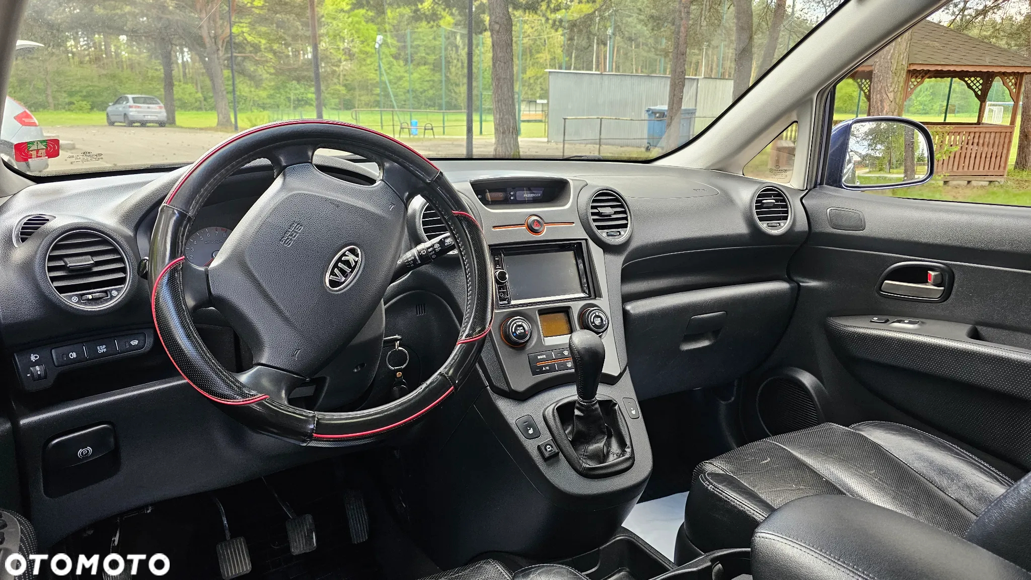 Kia Carens 2.0 EX - 15