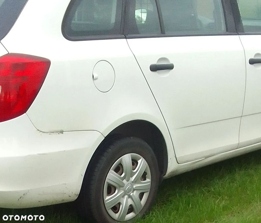 Skoda Fabia - 10