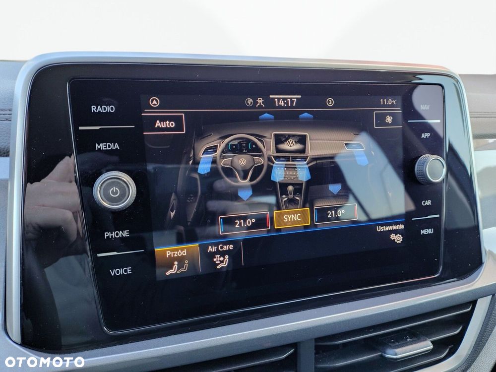 Volkswagen T-Roc - 25