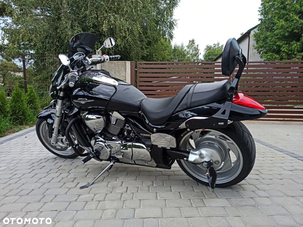 Suzuki Boulevard - 3