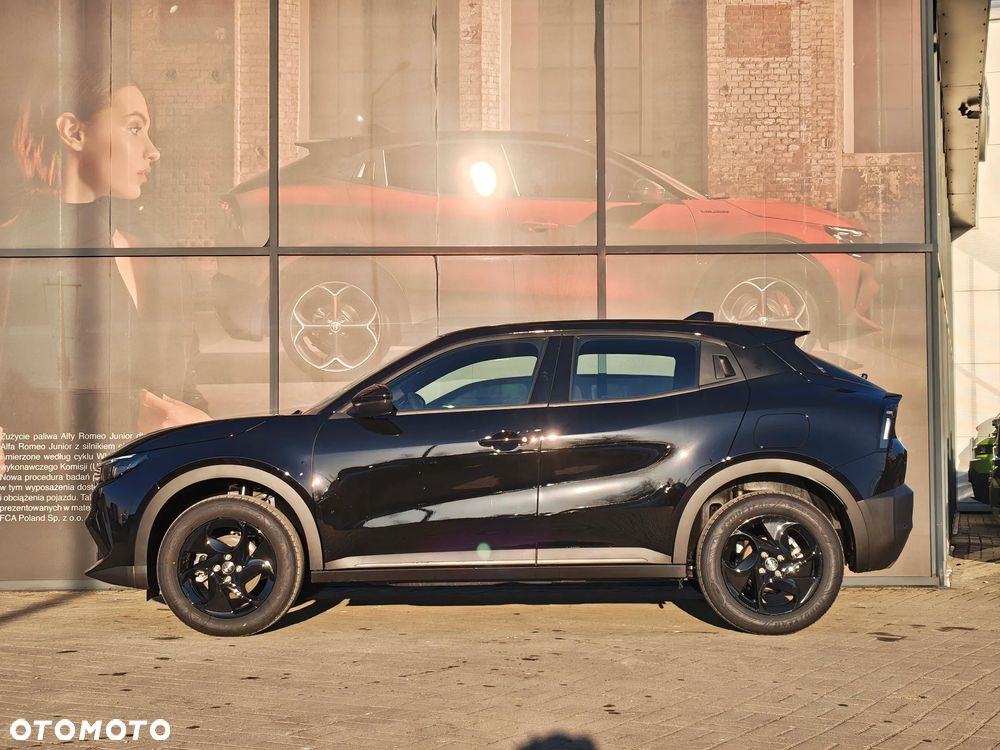 Alfa Romeo Junior 1.2 mHEV Ibrida eDCT - 2
