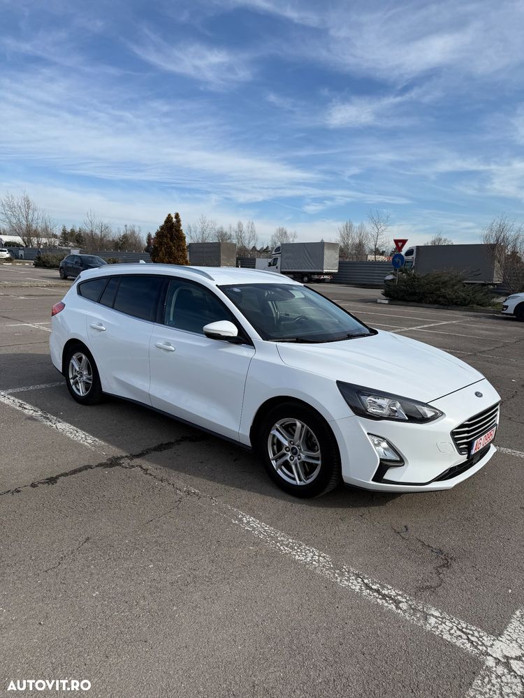 Ford Focus 1.0 EcoBoost Trend - 5