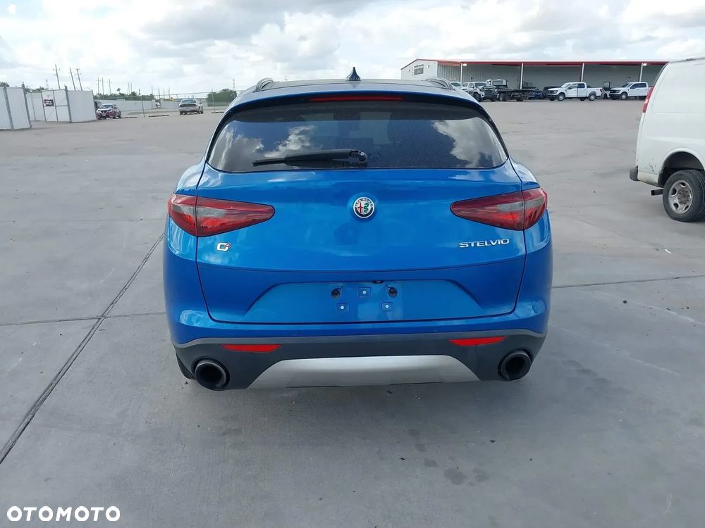 Alfa Romeo Stelvio 2.0 Turbo TI Q4 - 6