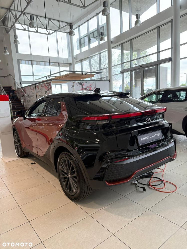 Toyota C-HR - 4