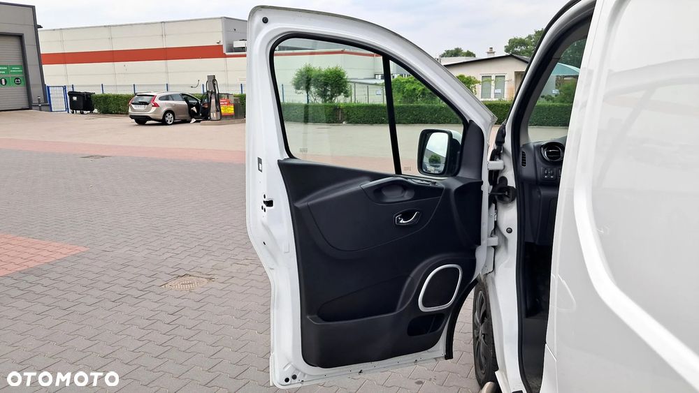 Opel VIVARO - 11