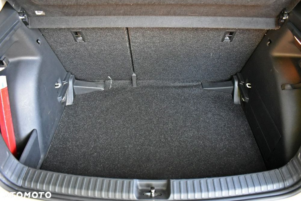 Skoda Fabia 1.0 Ambition - 24