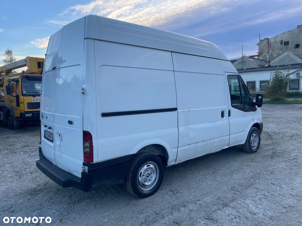 Ford Transit - 4