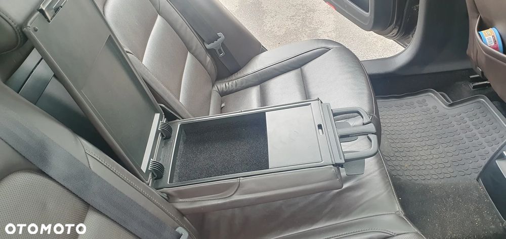 Skoda Superb 2.0 TSI L&K DSG - 9