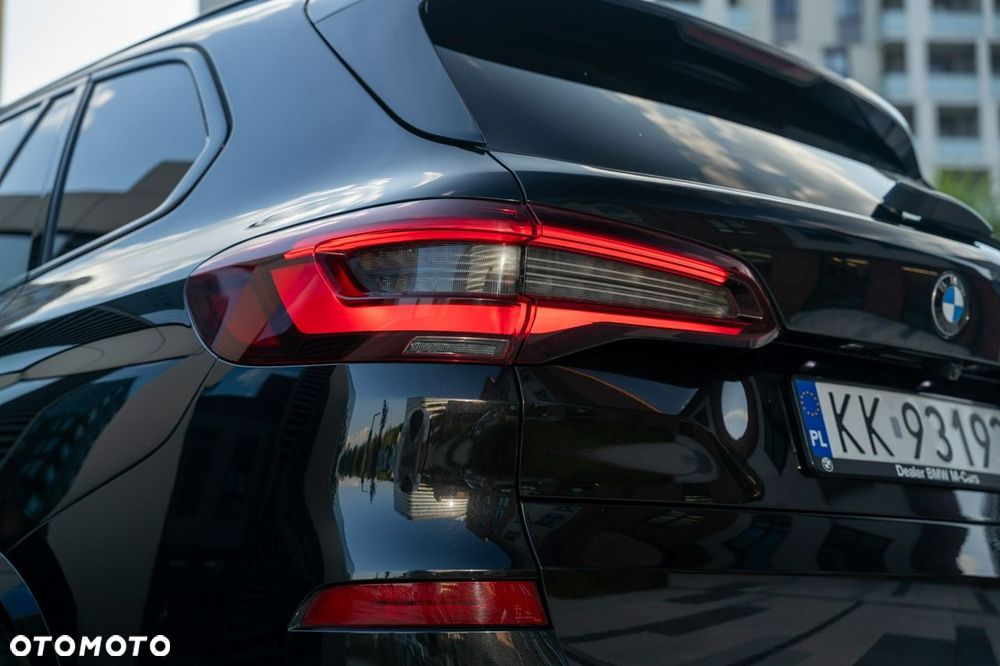 BMW X5 xDrive30d mHEV - 37