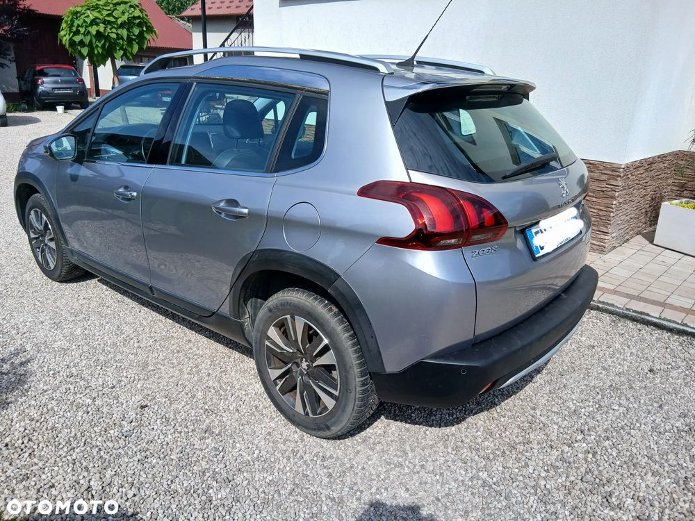Peugeot 2008 - 4