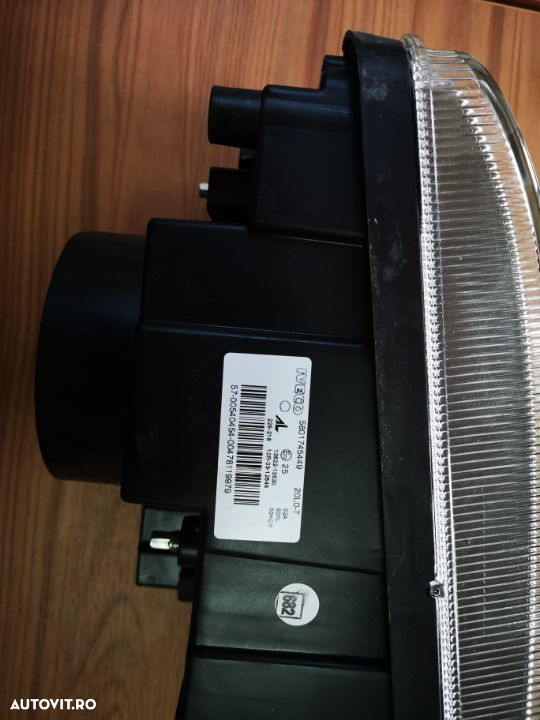 FAR STANGA STRALIS euro 6 lumini zi LED 5801745449 nou ORIGINAL centralina inclusa - 2