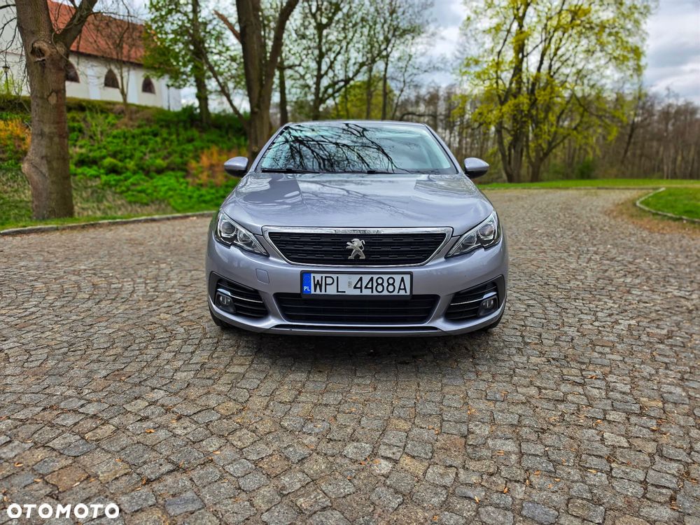 Peugeot 308 BlueHDi 130 Allure Pack - 26