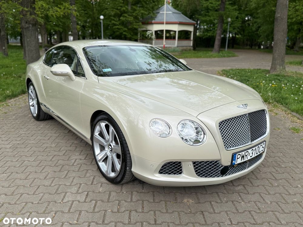 Bentley Continental GT W12 - 6
