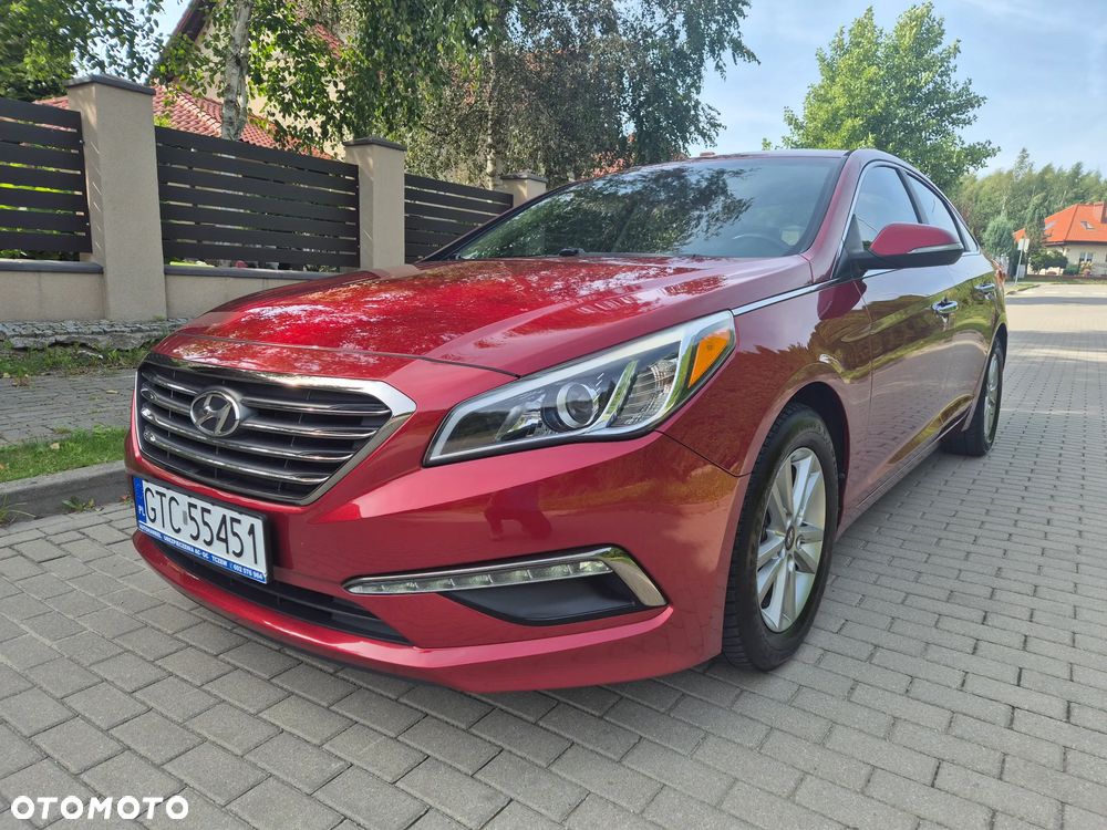 Hyundai Sonata - 2