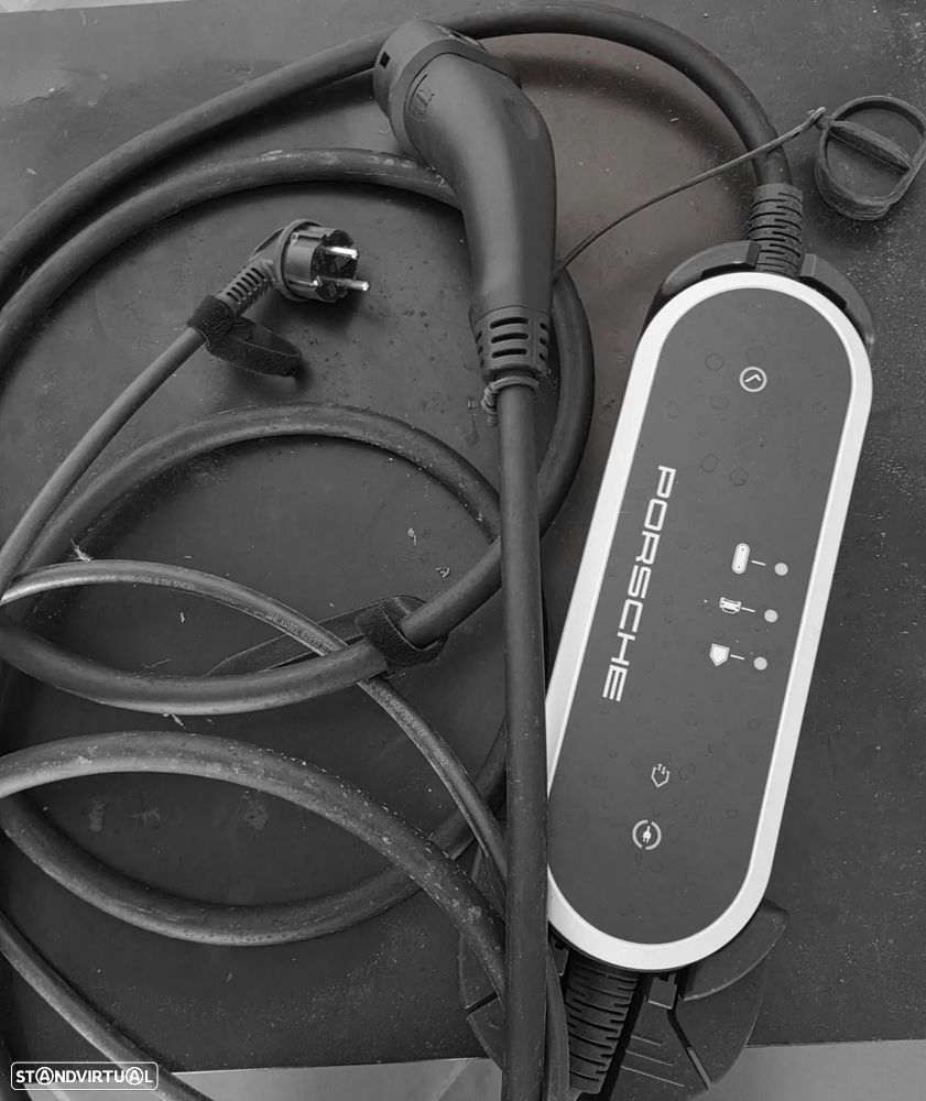 Porsche Taycan Bateria Performance Plus - 28