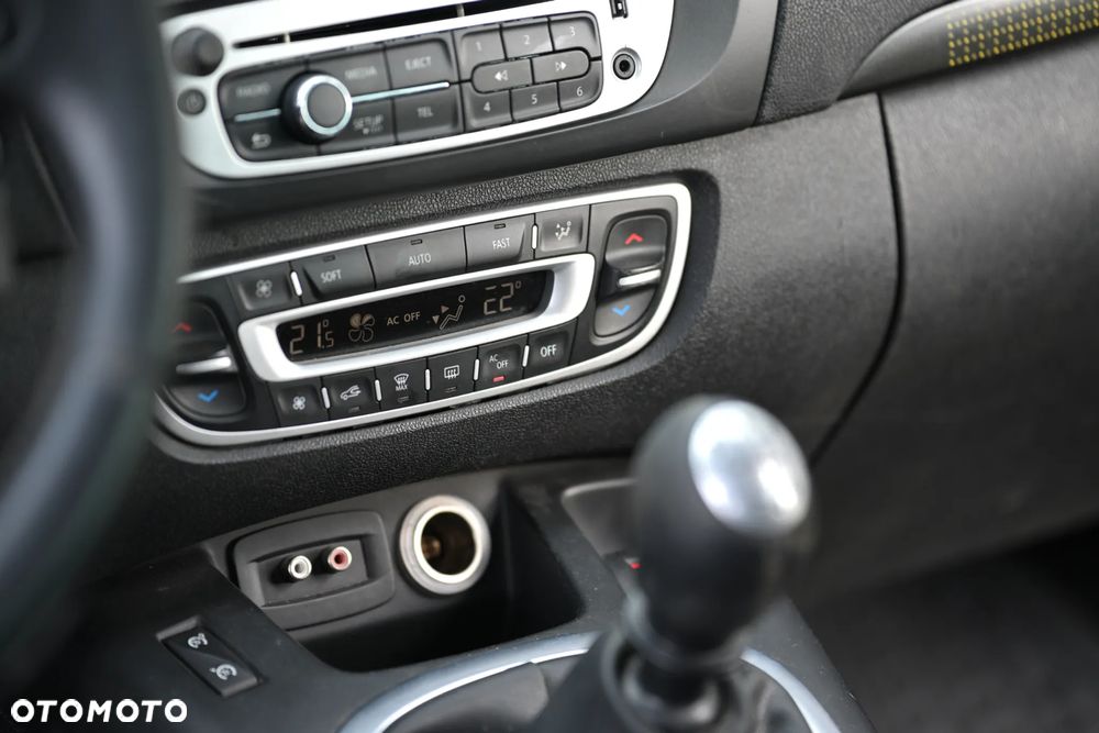 Renault Scenic 1.9 dCi FAP Exception - 8