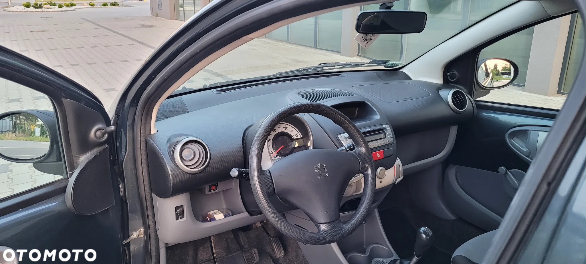 Peugeot 107 1.0 Trendy - 11