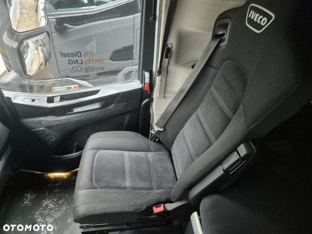 Iveco As440St/p - 24