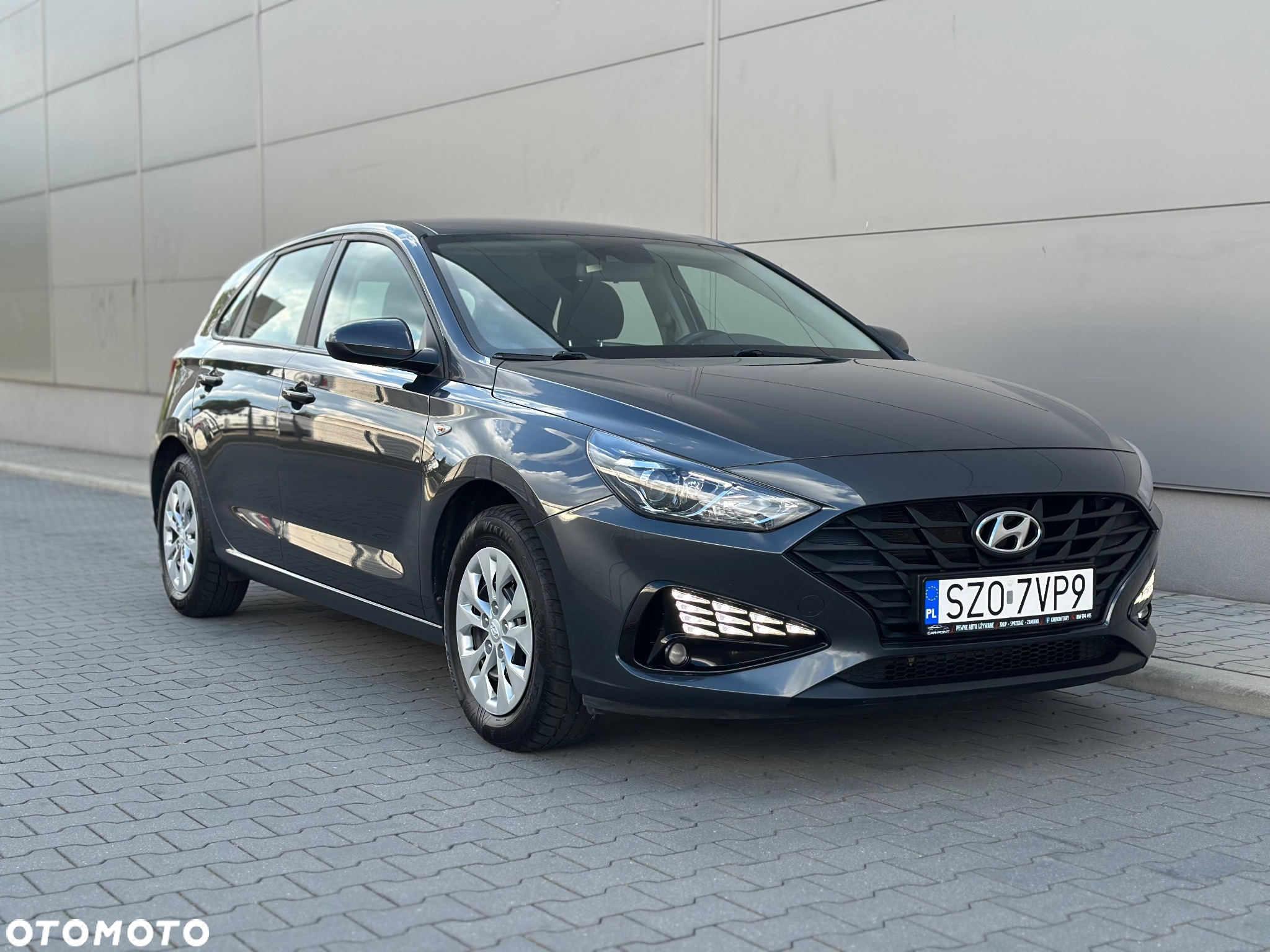 Hyundai i30 1.5 DPI Classic + - 7