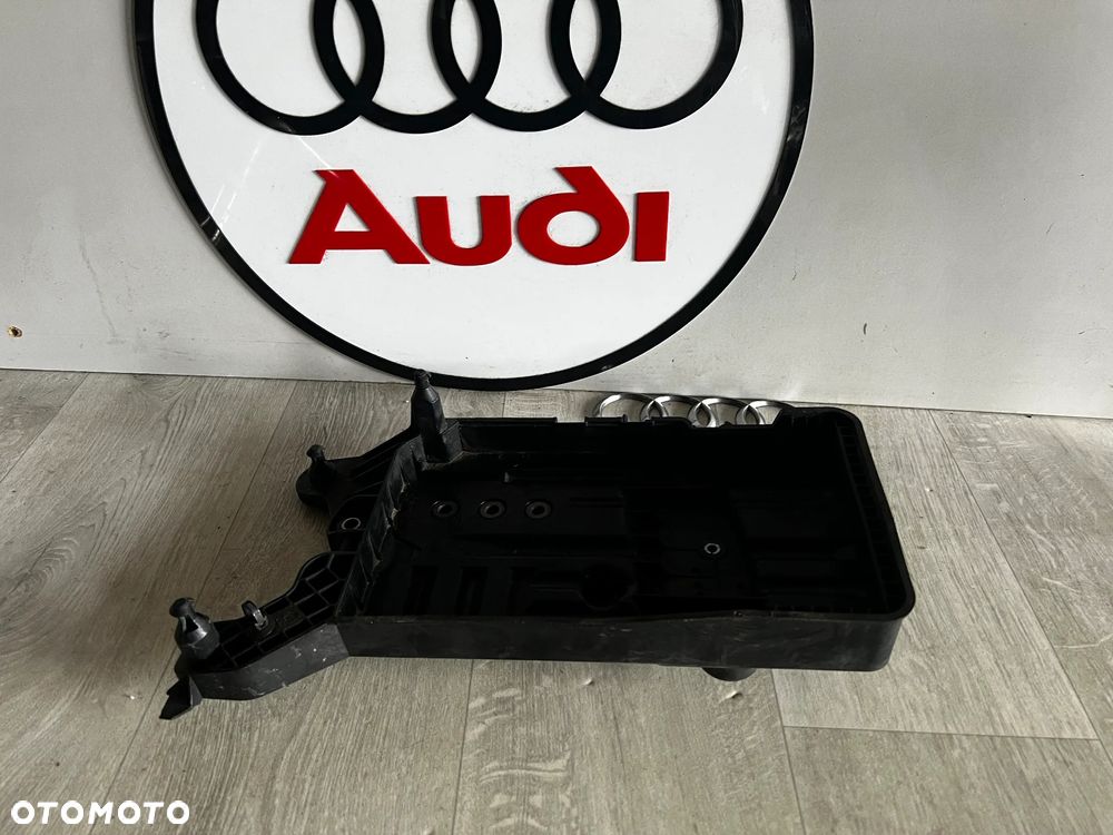 VW Tiguan II AUDI Podstawa Akumulatora 5QF915321B - 1