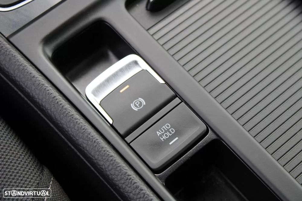 VW Golf Variant 1.6 TDi Confortline - 29