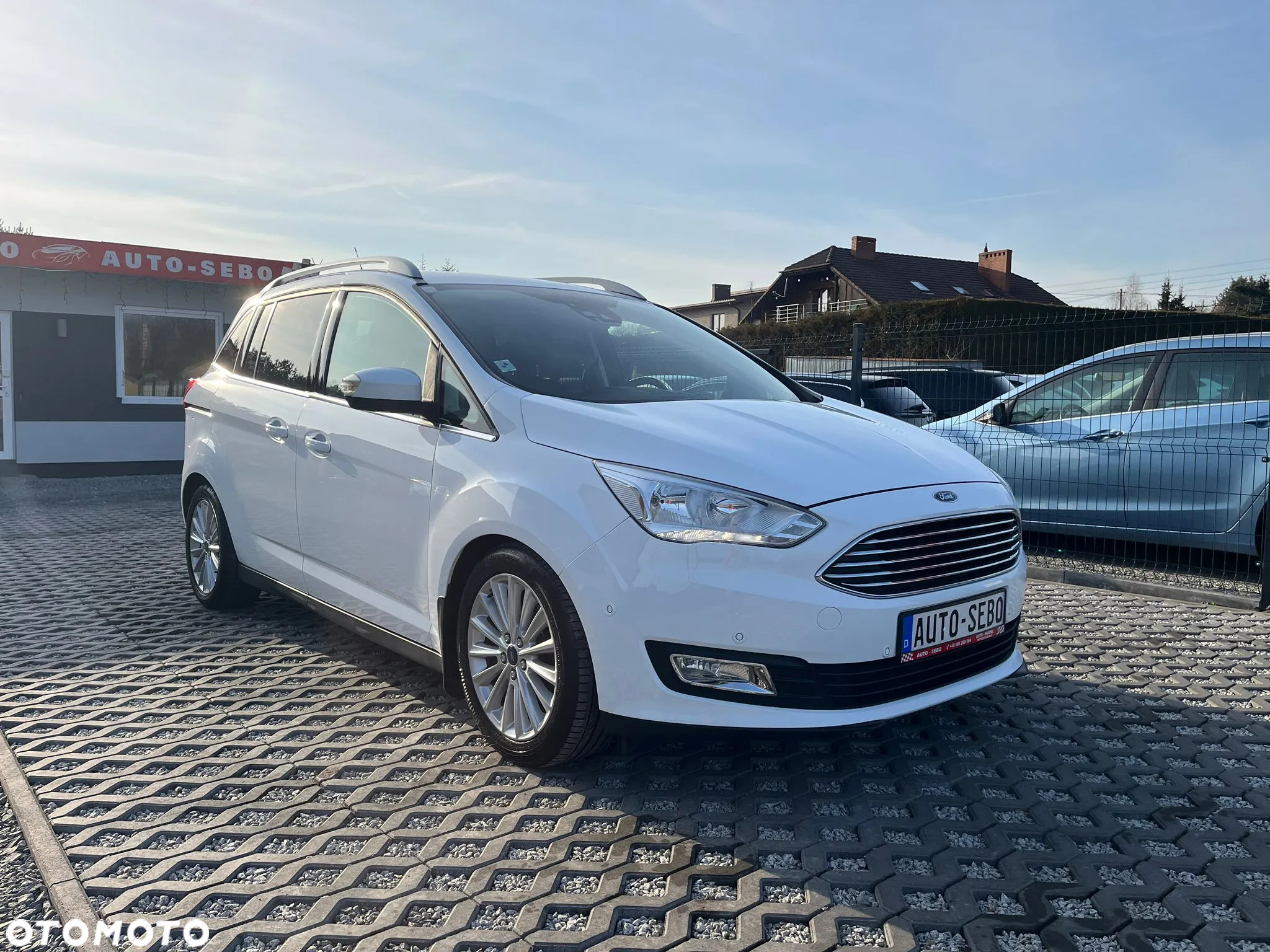 Ford Grand C-MAX 1.5 TDCi Start-Stopp-System Titanium - 12