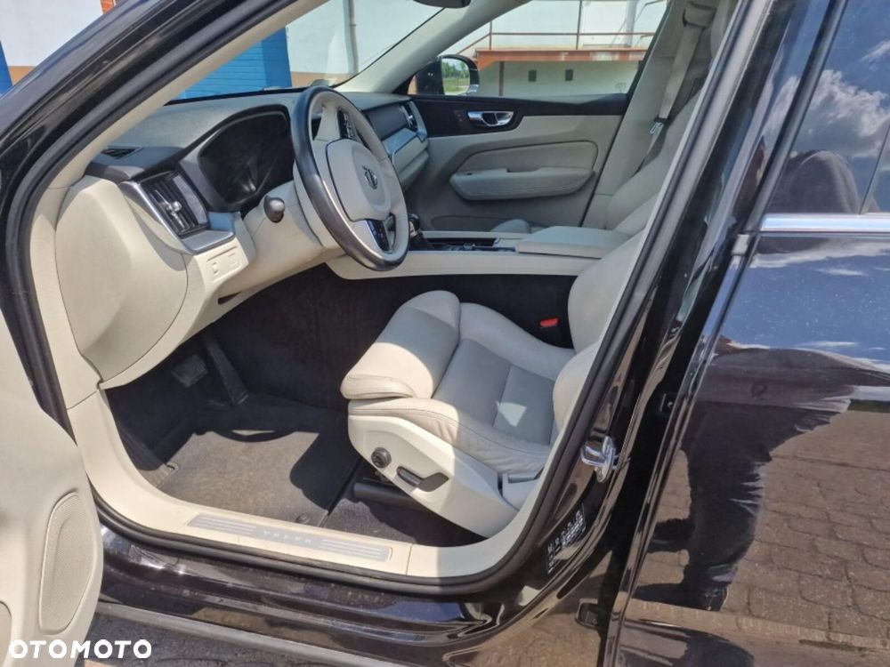 Volvo XC 60 - 5