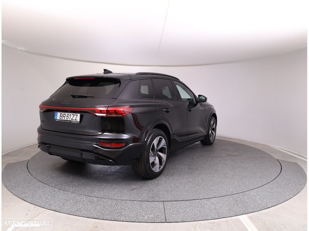 Audi Q6 e-tron 100 kWh Performance SE Business - 13