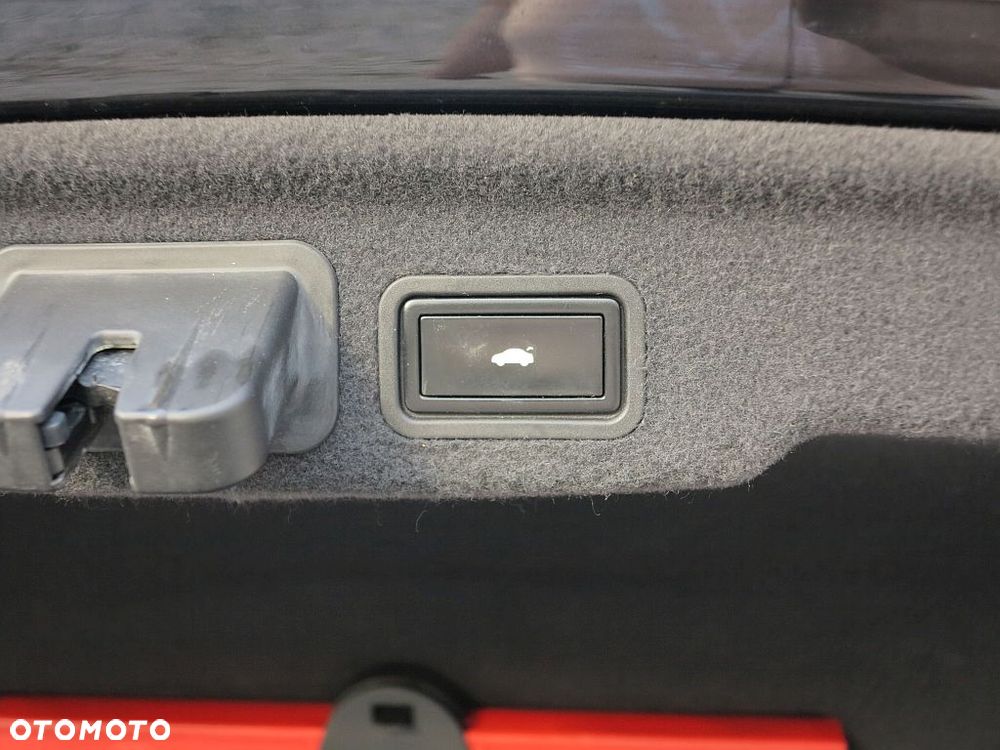 Audi A8 3.0 TDI DPF quattro tiptronic - 32