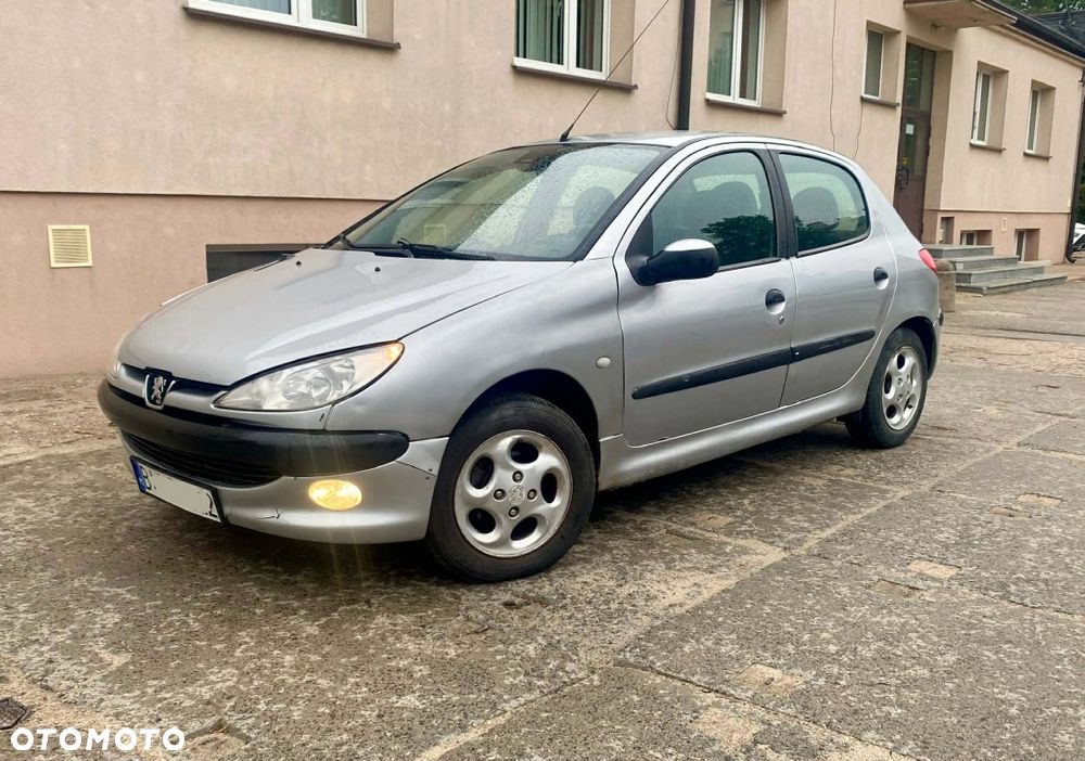 Peugeot 207 - 4