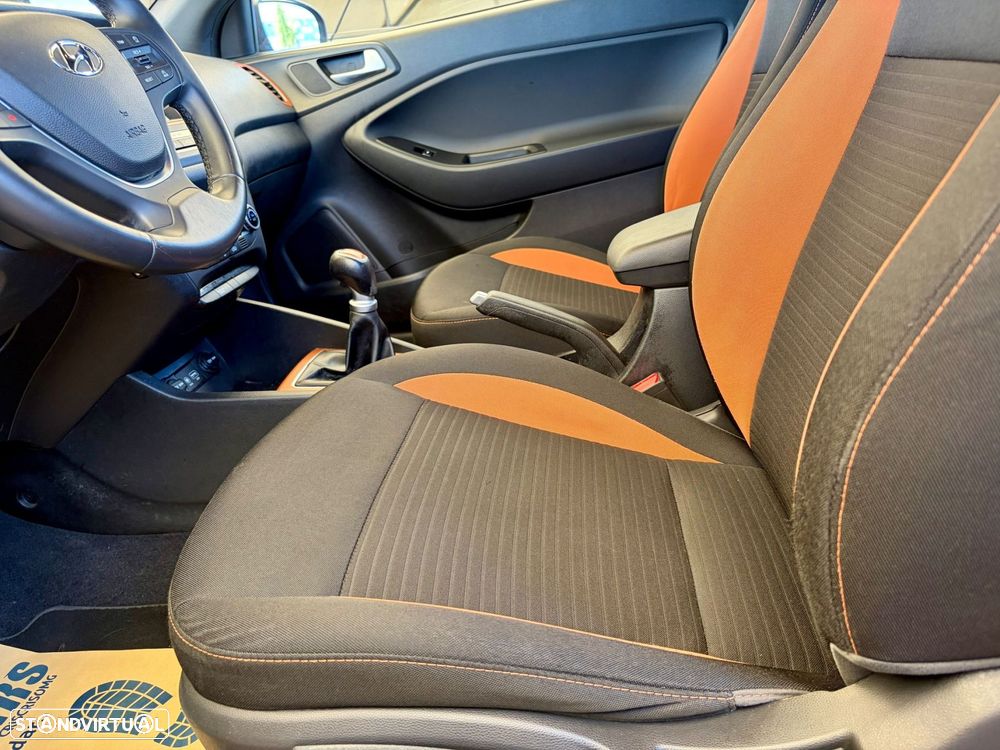 Hyundai i20 1.2 Comfort+Pack Look - 10