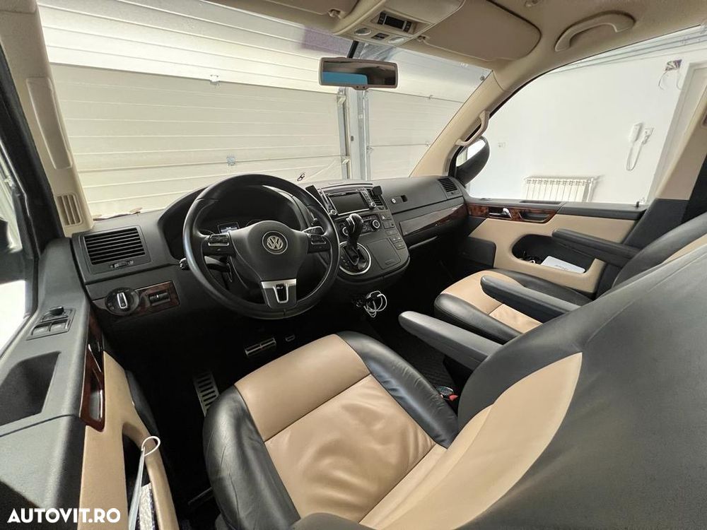 Volkswagen Multivan - 18