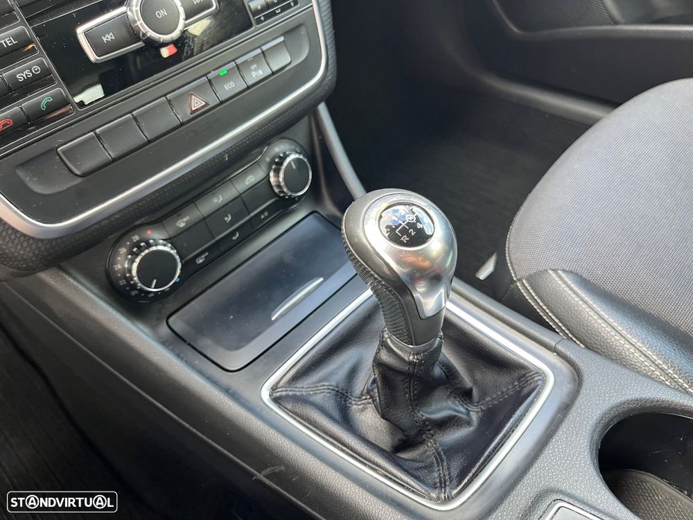 Mercedes-Benz A 180 CDI BlueEFFICIENCY - 46