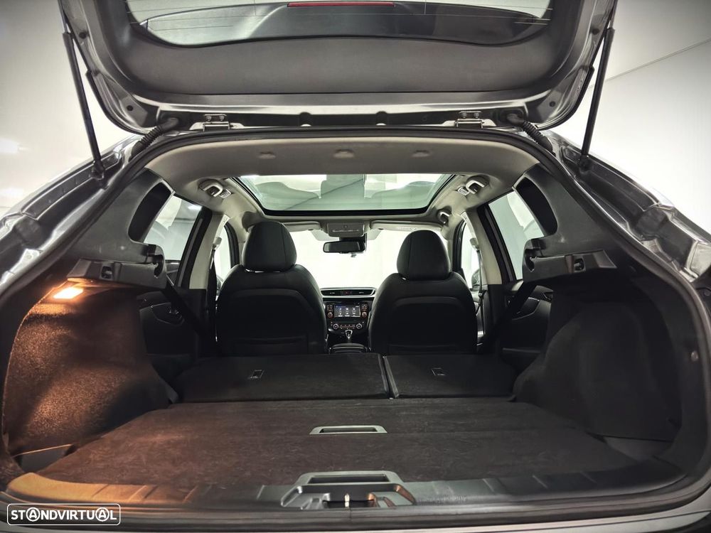 Nissan Qashqai 1.6 dCi Tekna Premium Pele S Alcantara Xtronic - 41