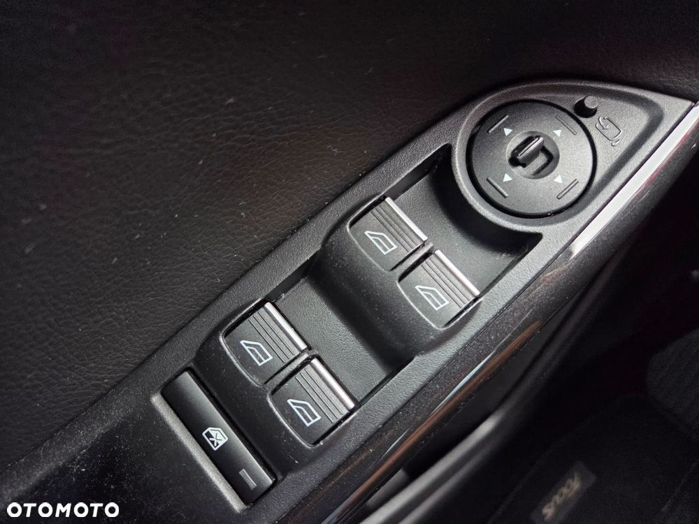 Ford Focus 1.5 EcoBoost Start-Stopp-System Business Edition - 34