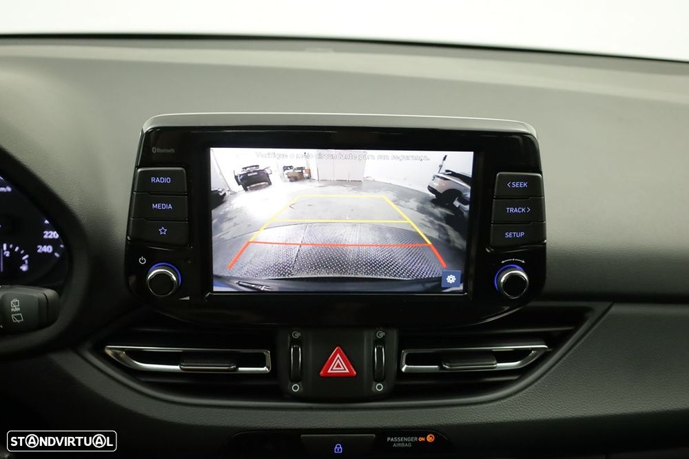 Hyundai i30 SW - 11