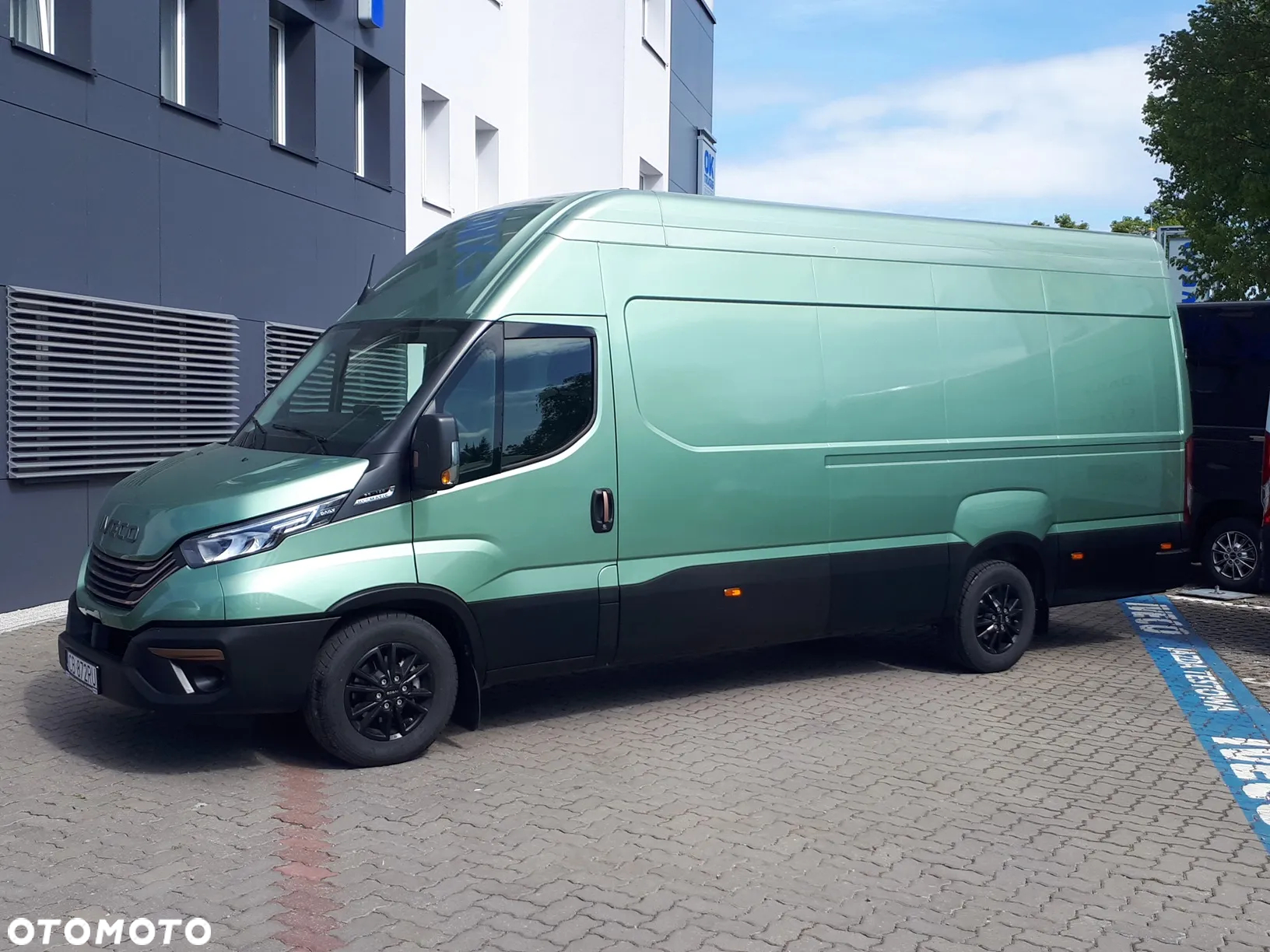 Iveco Daily 35S18HA8V/P,  zawieszenie AirPro, - 2