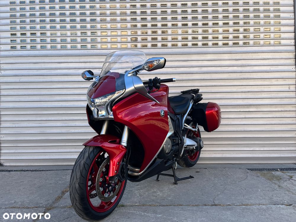 Honda VFR - 37