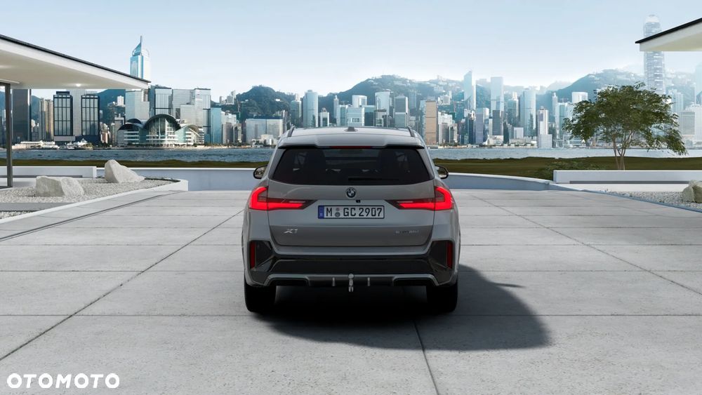 BMW X1 sDrive18d M Sportpaket - 7