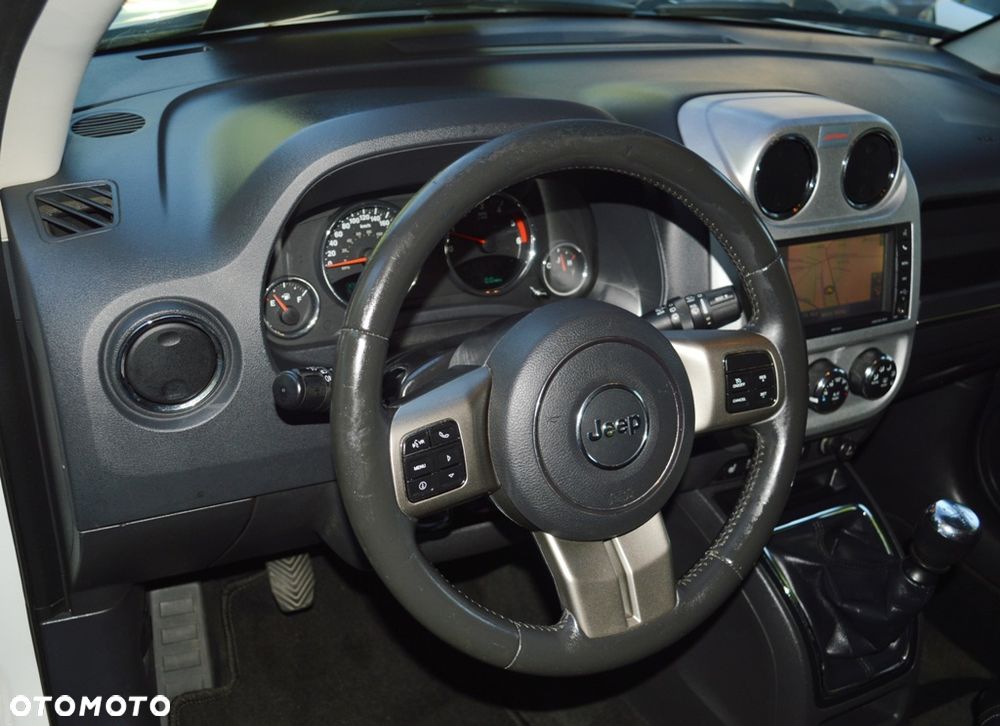 Jeep Compass - 31