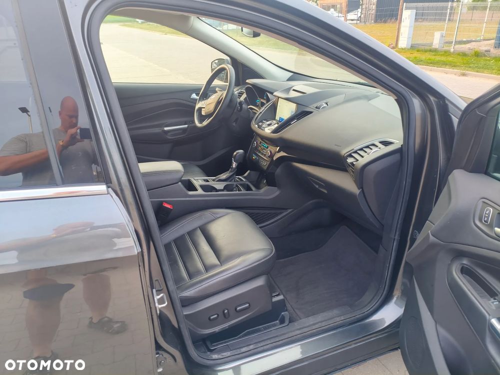 Ford Escape - 10